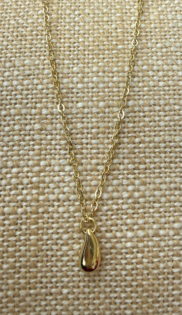 Teardrop Pendant Necklace