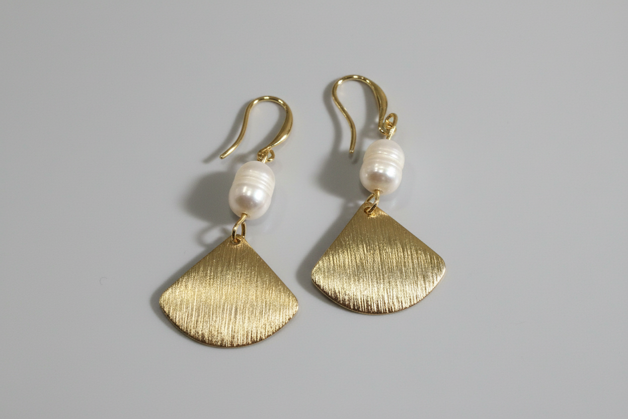 Pearl and Gold Teardrop Dangle Earrings